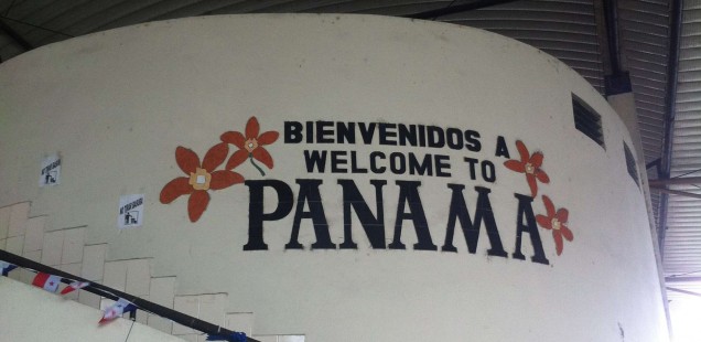 Crossing the Costa Rican Border into Panama